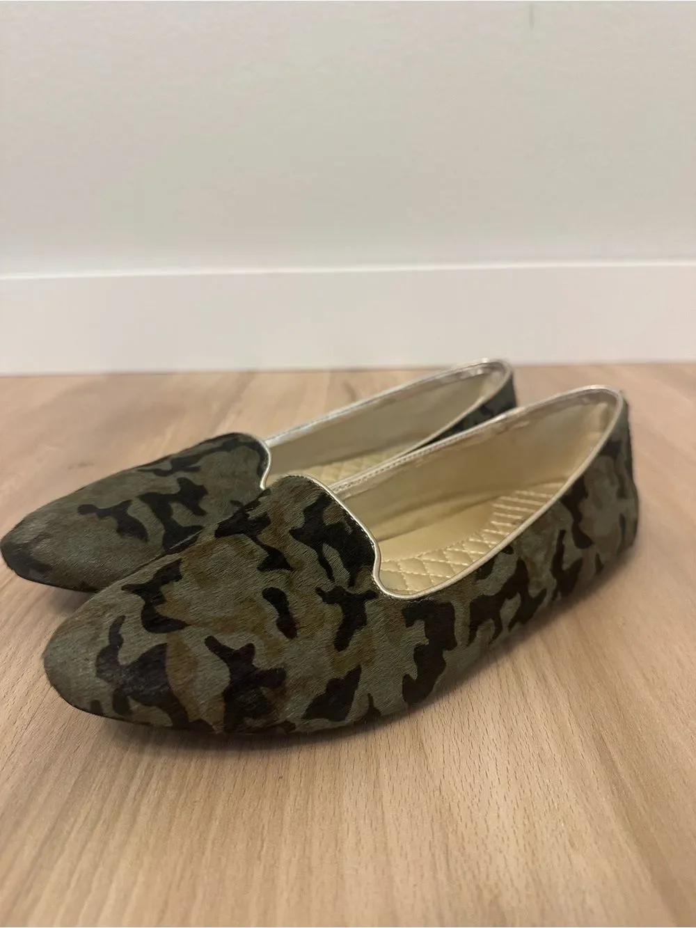 Birdies The Blackbird Olive Green Camo Pointed-Toe Flats Loafers